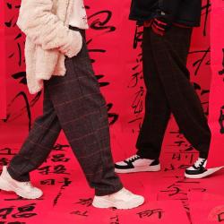 NEW ERA 手影卯兔系列毛呢格纹直筒盘扣复古休闲裤男女同款深灰色