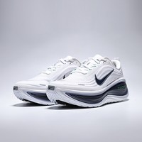 NIKE 滔搏丨NIKE耐克男子VOMERO PLUS运动训练回弹跑步鞋HV8150-109