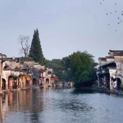 南浔水晶晶开元名庭大酒店1晚+南浔古镇弹唱双人体验