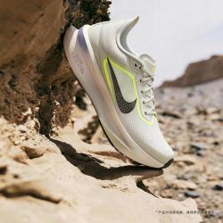 NIKE Zoom Fly 6 碳板竞速 跑鞋
