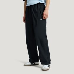 adidas 工装风潮流百搭日常宽松运动裤男春季adidas阿迪达斯三叶草