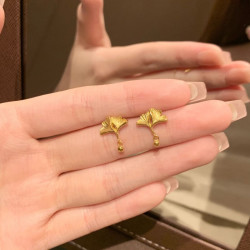 洛梵欣饰 时尚轻奢简约金色枫叶耳钉女小众设计感精致百搭个性耳坠耳饰 【 CZ00107【耳钉款】 铜