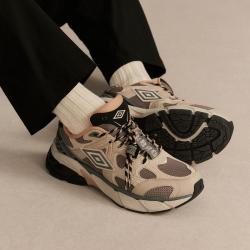 茵宝 R909复古跑鞋情侣款复古男女增高厚底鞋舒适运动休闲鞋
