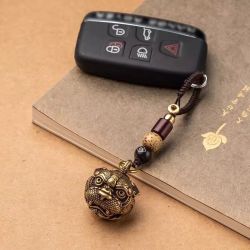 奔驰 貔貅纯黄铜小铃铛汽车钥匙扣挂件复古中国风高档挂饰摩托车链挂绳