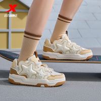 特步 星星鞋 女款运动鞋