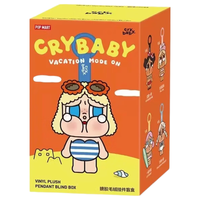 泡泡玛特 哭娃Crybaby 恋夏一族系列 搪胶毛绒盲盒挂件