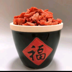 鑫佰草正宗枸杞子 颗粒饱满枸杞 泡水煮水煲汤