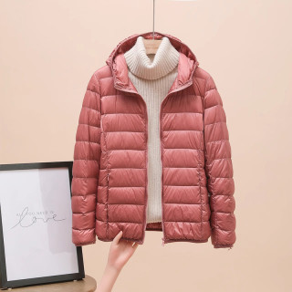 2026新款羽绒服女秋冬季轻薄短款连帽保暖百搭时尚修身女士外套潮