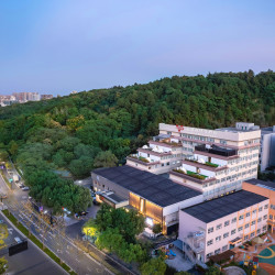 杭州临平万达广场雷迪森怿曼酒店2晚