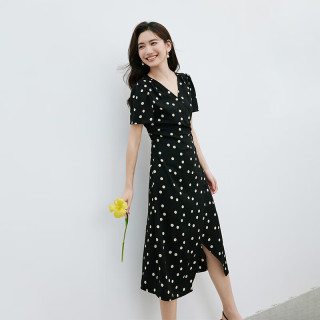 红袖 泡泡袖黑色连衣裙夏季2024女装 波点收腰V领显瘦减龄雪纺裙 黑底米点818 S