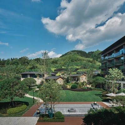日历房五折：杭州天目山英迪格酒店 精品房大床阳台2晚(连住)