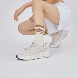 FILA 女鞋时尚休闲鞋女士舒适轻便柔软百搭复古运动鞋