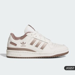 adidas 正品三叶草FORUM PLUS低帮女子运动休闲鞋 FY5225