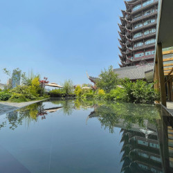 一溪云·湖景私人温泉酒店（眉山网红水街店）1晚+下午茶代金券