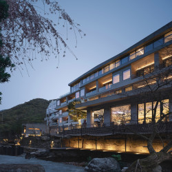 两山云隐温泉度假酒店2晚+首日免費minibar+儿童乐园畅玩+溯溪摸鱼+酒店内野钓（自带渔具）+汉服体验