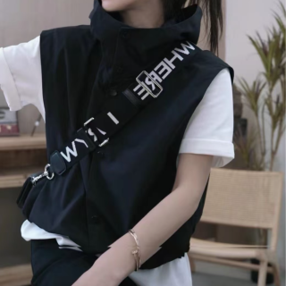 1128#新款时尚薄款2026洋气外穿马甲背心女款黑色夏季上衣坎肩