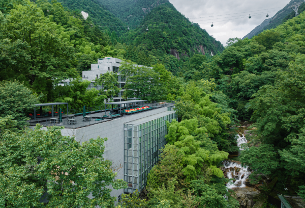 黄山水松石山房酒店 伴溪大床房1晚