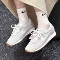 NIKE WAFFLE DE 女款跑步鞋 HF3227-101
