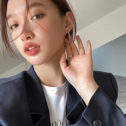 半日逅屿 莫比乌斯环耳扣女ins简约轻奢气质网红圆圈素圈耳环气质几何耳圈 莫比乌斯环耳扣