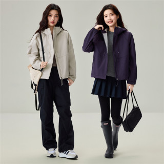 佐丹奴 户外夹克女2026秋冬新款加绒宽松插肩连帽软壳外套05376675