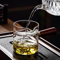 月牙玻璃公道杯侧把木把公道杯分茶壶茶海泡茶分茶茶杯茶漏一体