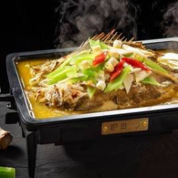 经典鱼钩3人套餐+涮菜自助（含米饭水果）