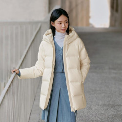 波司登 奥莱冬羽绒服中性经典休闲连帽情侣款妈妈装保暖