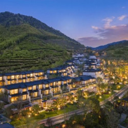 宁波宁海假日度假酒店 双卧别墅2张超大床和1张单人床庭院2晚(连住)
