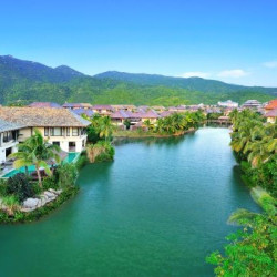 三亚亚龙湾五号度假别墅酒店 椰林园景大床房2晚(连住)