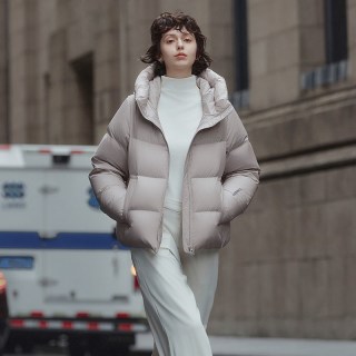 坦博尔 冬季新款羽绒服女短款连帽加厚保暖外套休闲百搭时尚面包服