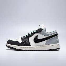 NIKE 滔搏NIKE耐克女子AIR JORDAN 1低帮复古运动休闲篮球鞋IX5001-101