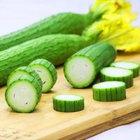 京喜加 寿光嫩丝瓜新鲜水嫩长丝瓜翠玉王丝瓜炒菜煲汤蔬菜 丝瓜2斤装 2斤 净重1.8斤
