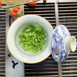 2026年新茶正宗高山白茶清亮醇茶香馥郁持久绿茶