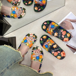 拖鞋女居家外穿少女风花朵夏季防滑一字拖网红平底浴室卡通防滑