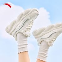安踏 女款户外攀爬鞋