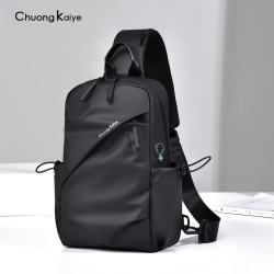 CHUONGKAIYE 胸包斜挎包男士单肩包大容量潮流时尚运动休闲包多功能防泼水背包 6828精英黑
