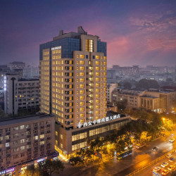 中维尚德大酒店（西安钟鼓楼五路口地铁站店）1晚