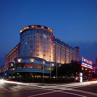 台州开元大酒店1晚+海洋馆家庭套票1张