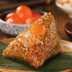 端午节江西正宗鲜肉粽子板栗梅菜咸蛋黄传统手工现做香糯米碱水粽