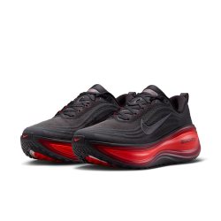 NIKE VOMERO PLUS透气轻便低帮男子跑步鞋
