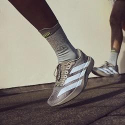 adidas adizero evo超轻缓震男子竞速马拉松跑鞋