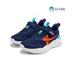 特步 超轻舒适减压男中大童秋季2026新品魔术贴户外跑步鞋