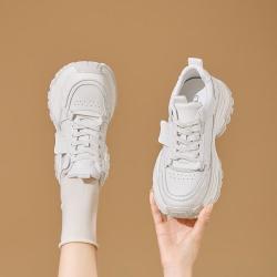 千百度 超轻老爹鞋女真皮2026春新款百搭通勤运动休闲鞋