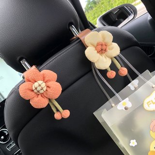 汽车挂钩座椅背前后排多功能置物靠背小挂勾可爱花朵车载挂钩装饰