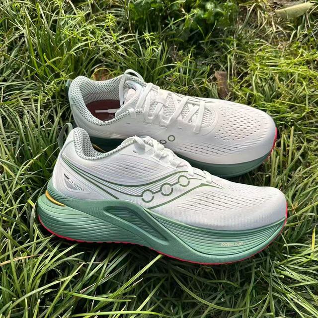 saucony TEMPUS系列坦途3男女舒适慢跑训练轻量跑鞋 S28251
