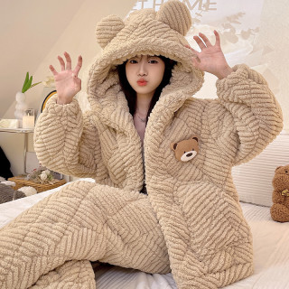 秋冬季2025新款珊瑚绒女士睡衣三层夹棉加厚加绒保暖家居服套装