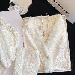 轻奢睡衣女秋季毛绒可外穿家居服白色两件套海岛绒豹纹网红两件套