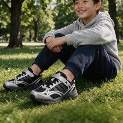 adidas 滔搏丨adidas阿迪达斯大童SPIRITAIN低帮跑步运动训练鞋KH7976