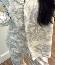 韩版翻领德绒睡衣秋冬款女加绒保暖高级感长袖长裤家居服大码套装