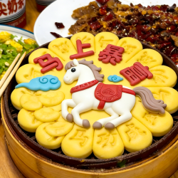 七街八巷 马年卡通馒头喜庆年夜饭送人儿童半成品果蔬速冻面点中式面食花样